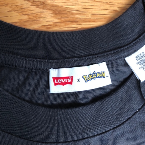 Levi’s NWT Pokémon 25th Anniversary T-Shirt sz XL - Picture 4 of 14